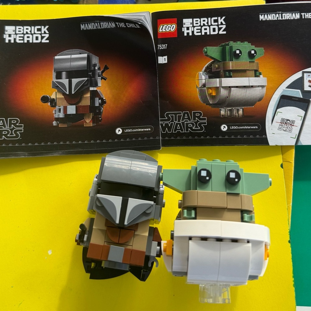 LEGO BrickHeadz Star Wars Mandalorian & The Child Set